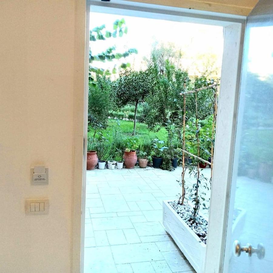Apartament Me Qera Dublex Lungomare Vlorë Esterno foto